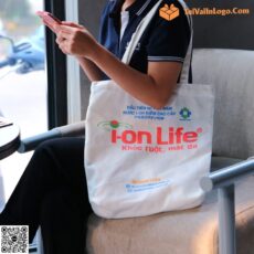 tui-vai-canvas-chat-day-in-logo-i-on-life-tvc05-1-qua-tang-6