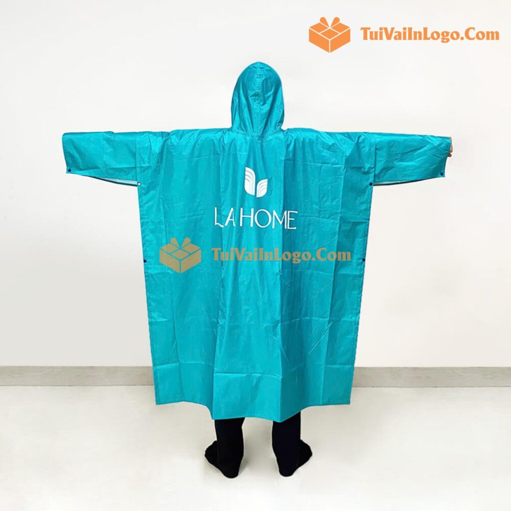 Công ty Quà tặng DTH là xưởng in áo mưa quà tặng theo yêu cầu