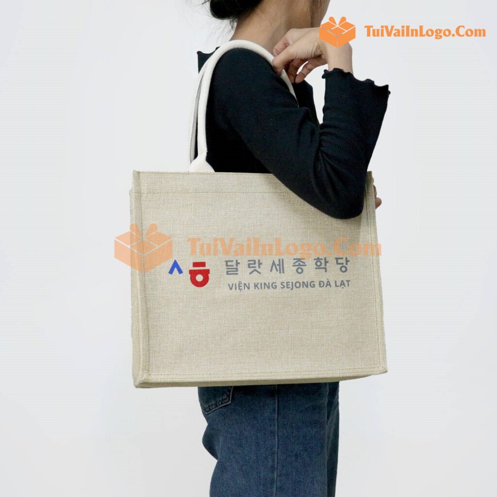 DTH là xưởng sản xuất túi đay in logo theo yêu cầu, giá tốt