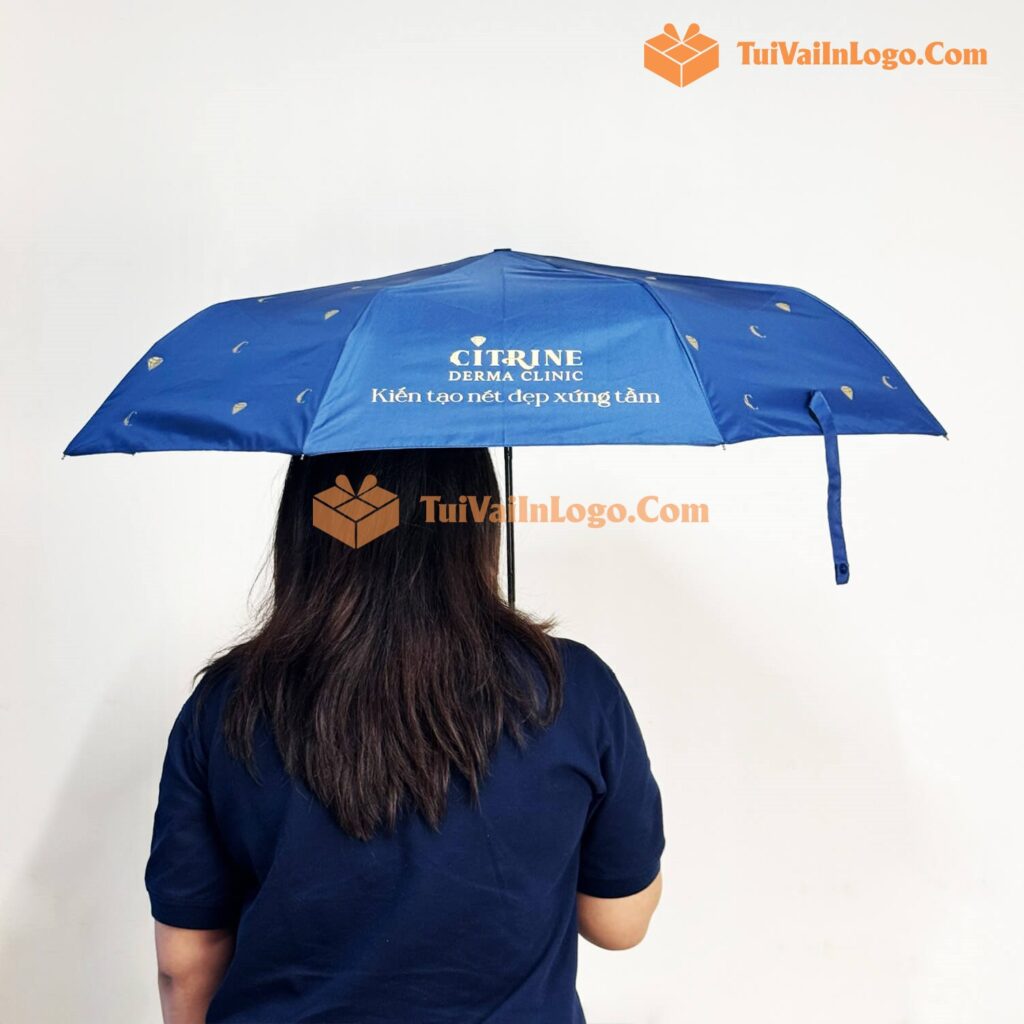 Sotayquatang.com sản xuất ô dù in logo số lượng ít từ 50 cái